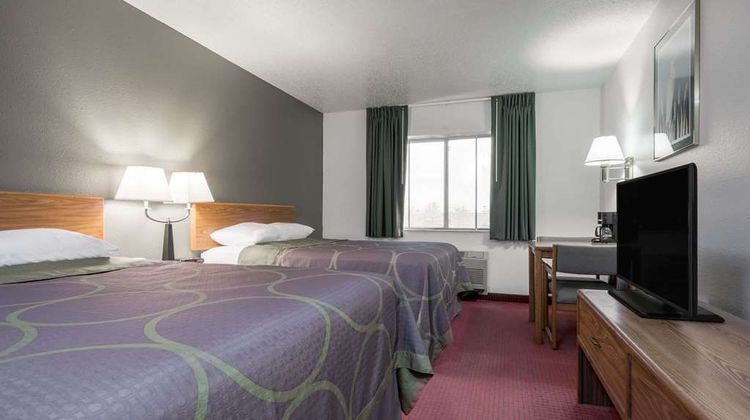 Super 8 Fond Du Lac Room
