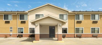 Super 8 Fond Du Lac Exterior