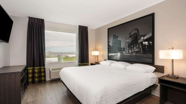 <b>Super 8 Winnipeg East Suite</b>. Images powered by <a href="https://iceportal.shijigroup.com/" title="IcePortal" target="_blank">IcePortal</a>.
