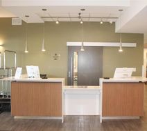 Super 8 Winnipeg East Lobby