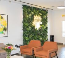 Super 8 Winnipeg East Lobby