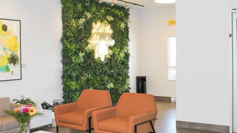 <b>Super 8 Winnipeg East Lobby</b>. Images powered by <a href="https://iceportal.shijigroup.com/" title="IcePortal" target="_blank">IcePortal</a>.