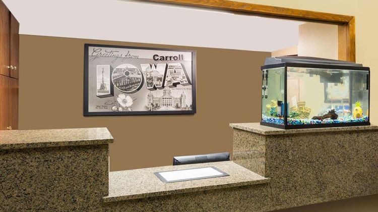 Super 8 Carroll Lobby