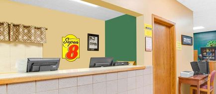 Super 8 Clear Lake Lobby