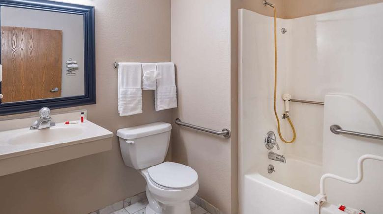 <b>Super 8 Clinton Room</b>. Images powered by <a href="https://iceportal.shijigroup.com/" title="IcePortal" target="_blank">IcePortal</a>.