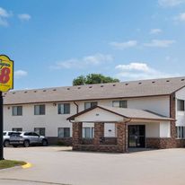 Super 8 Dyersville