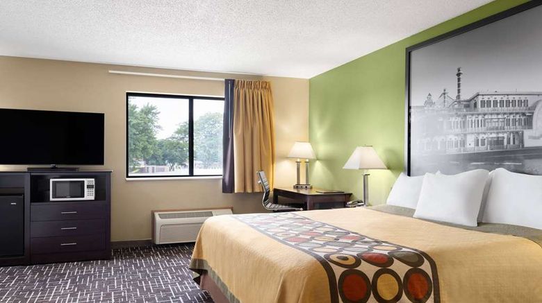 <b>Super 8 Dyersville Room</b>. Images powered by <a href="https://iceportal.shijigroup.com/" title="IcePortal" target="_blank">IcePortal</a>.