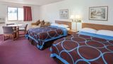 Super 8 Salmon Arm Room
