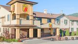 Super 8 Salmon Arm Exterior