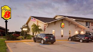 Super 8 Keokuk
