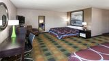 <b>Super 8 Keokuk Room</b>. Images powered by <a href="https://iceportal.shijigroup.com/" title="IcePortal" target="_blank">IcePortal</a>.