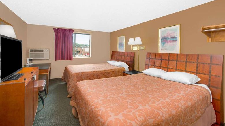 <b>Super 8 Sioux City/Morningside Area Room</b>. Images powered by <a href="https://iceportal.shijigroup.com/" title="IcePortal" target="_blank">IcePortal</a>.