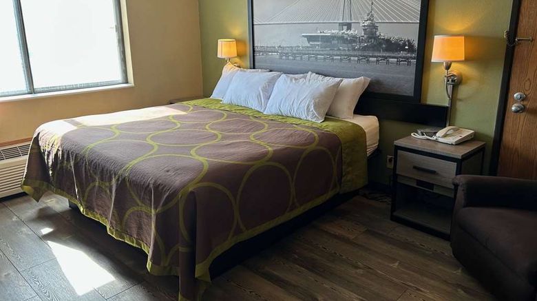 <b>Super 8 Perry Room</b>. Images powered by <a href="https://iceportal.shijigroup.com/" title="IcePortal" target="_blank">IcePortal</a>.