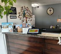 Super 8 Perry Lobby