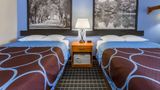 Super 8 Iowa City/Coralville Room