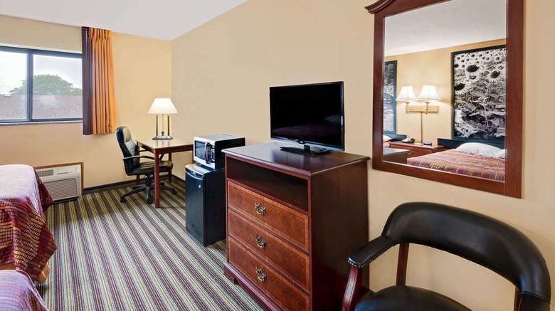 <b>Super 8 Iowa Falls Room</b>. Images powered by <a href="https://iceportal.shijigroup.com/" title="IcePortal" target="_blank">IcePortal</a>.