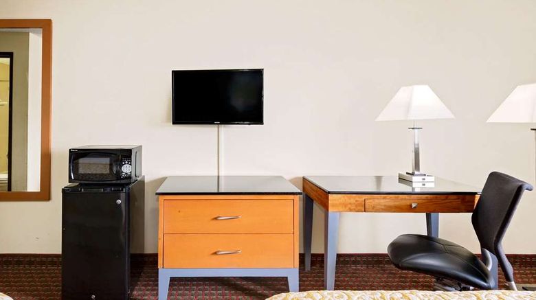 <b>Days Inn Fort Dodge Room</b>. Images powered by <a href="https://iceportal.shijigroup.com/" title="IcePortal" target="_blank">IcePortal</a>.