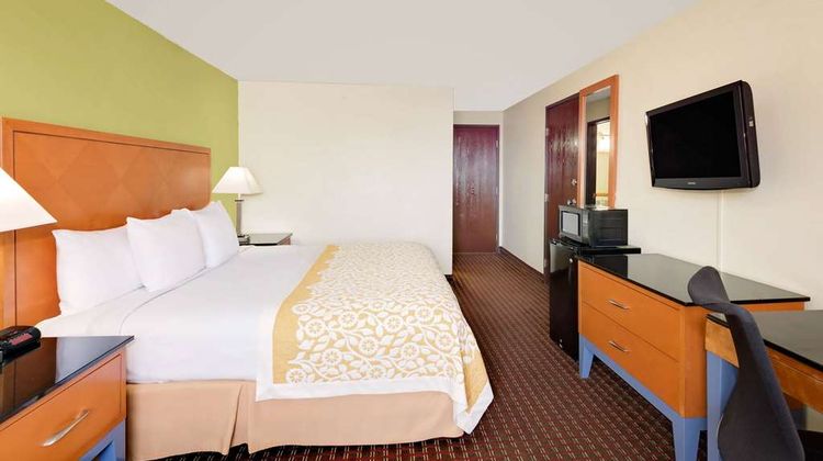 Days Inn Fort Dodge Room