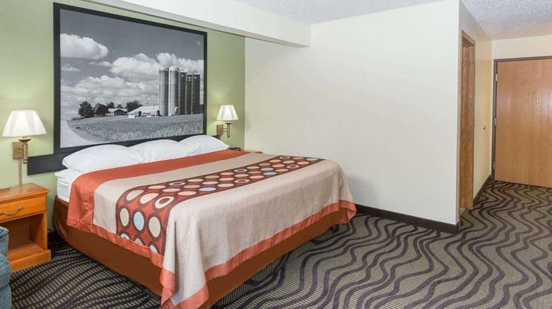 <b>Super 8 Newton Room</b>. Images powered by <a href="https://iceportal.shijigroup.com/" title="IcePortal" target="_blank">IcePortal</a>.