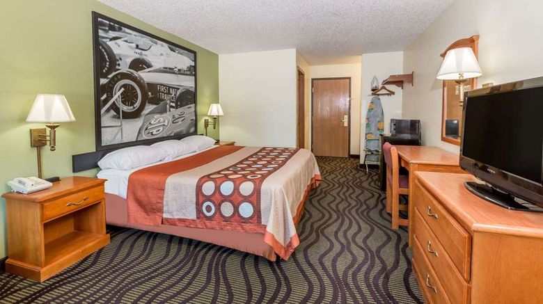 <b>Super 8 Newton Room</b>. Images powered by <a href="https://iceportal.shijigroup.com/" title="IcePortal" target="_blank">IcePortal</a>.