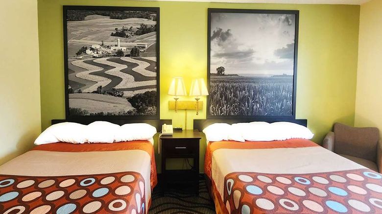 <b>Super 8 Newton Room</b>. Images powered by <a href="https://iceportal.shijigroup.com/" title="IcePortal" target="_blank">IcePortal</a>.