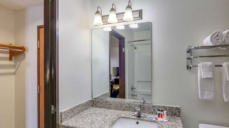 <b>Super 8 Roswell Room</b>. Images powered by <a href="https://iceportal.shijigroup.com/" title="IcePortal" target="_blank">IcePortal</a>.