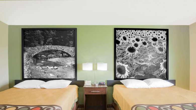 <b>Super 8 Story City Room</b>. Images powered by <a href="https://iceportal.shijigroup.com/" title="IcePortal" target="_blank">IcePortal</a>.