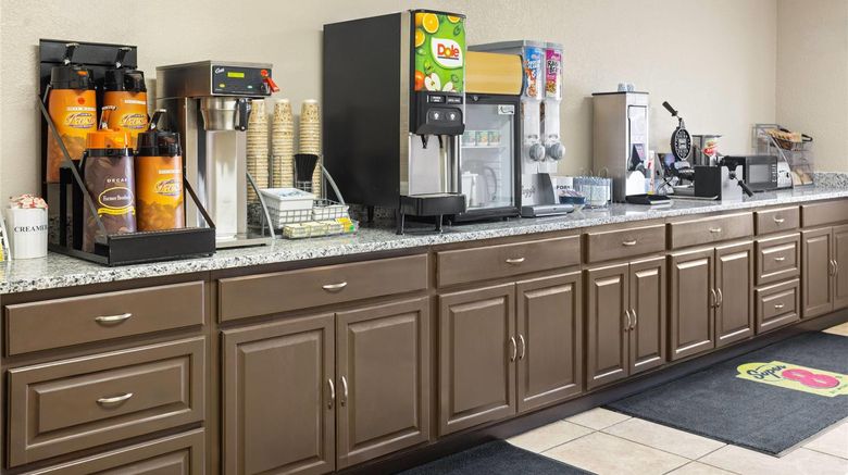 <b>Super 8 Mentor/Cleveland Area Other</b>. Images powered by <a href="https://iceportal.shijigroup.com/" title="IcePortal" target="_blank">IcePortal</a>.