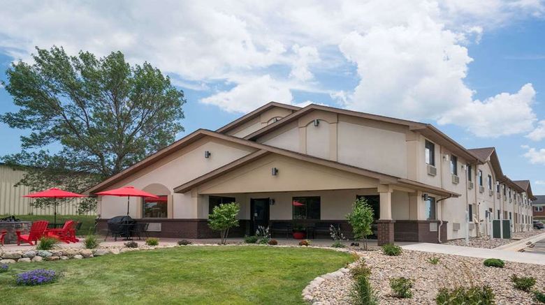 <b>Super 8 Spirit Lake/Okoboji Exterior</b>. Images powered by <a href="https://iceportal.shijigroup.com/" title="IcePortal" target="_blank">IcePortal</a>.