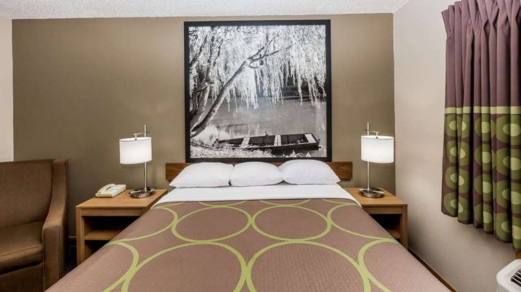 Super 8 Hays KS Room