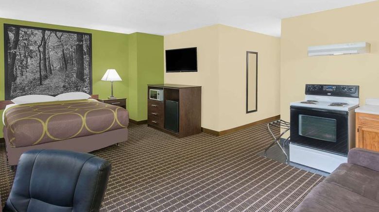 <b>Super 8 Webster City IA Suite</b>. Images powered by <a href="https://iceportal.shijigroup.com/" title="IcePortal" target="_blank">IcePortal</a>.