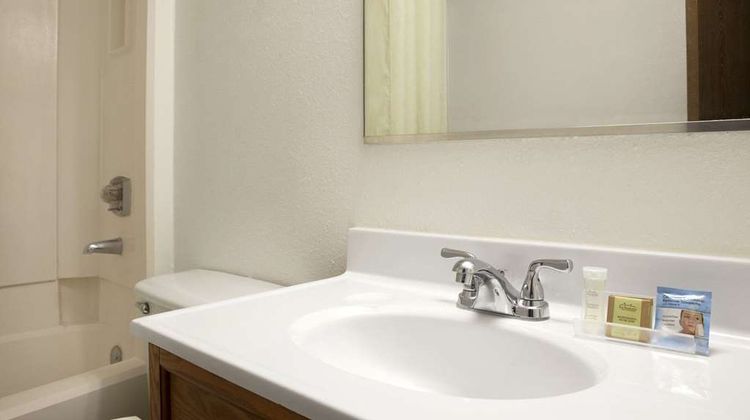 Super 8 Council Bluffs IA Omaha NE Area Room