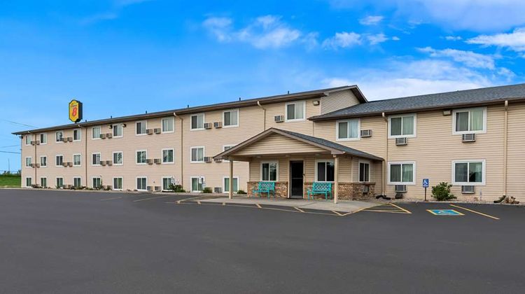 Super 8 Council Bluffs IA Omaha NE Area Exterior