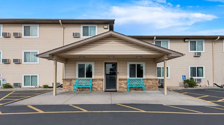 Super 8 Council Bluffs IA Omaha NE Area Exterior