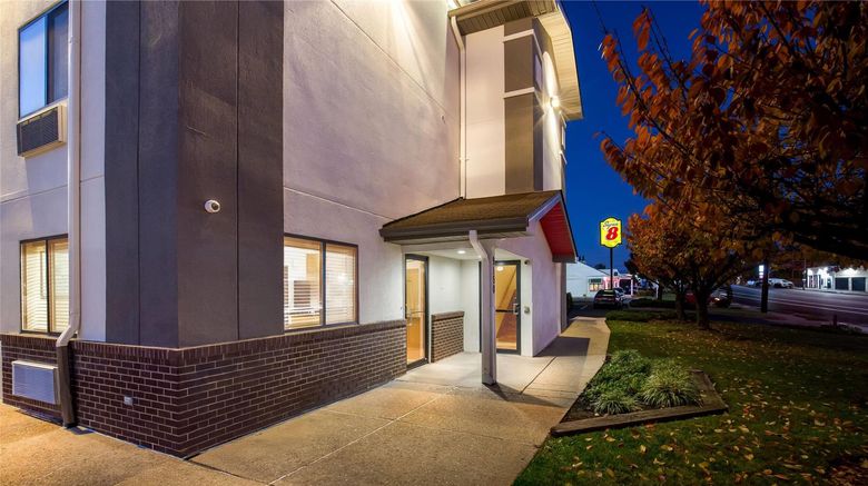<b>Super 8 College Park/Wash DC Area Exterior</b>. Images powered by <a href="https://iceportal.shijigroup.com/" title="IcePortal" target="_blank">IcePortal</a>.