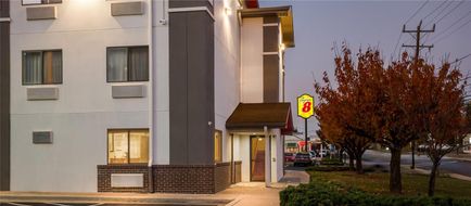 Super 8 College Park/Wash DC Area Exterior