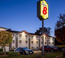 Super 8 College Park/Wash DC Area Exterior