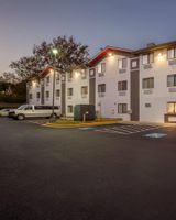 Super 8 College Park/Wash DC Area