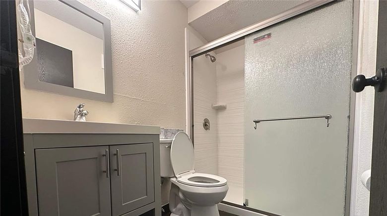 <b>Baymont Bridgeton St Louis Room</b>. Images powered by <a href="https://iceportal.shijigroup.com/" title="IcePortal" target="_blank">IcePortal</a>.
