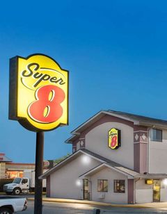 Super 8 Aberdeen