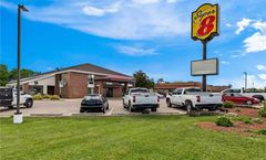 Super 8 Watertown