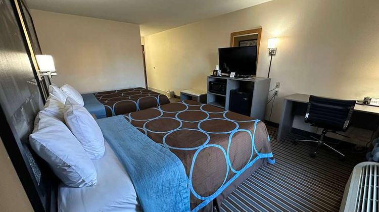 Super 8 Columbia Clark Lane Room