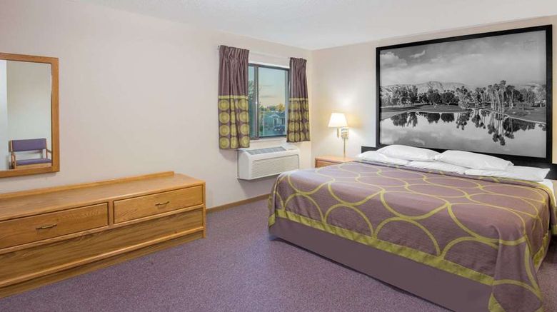 <b>Super 8 Knoxville Suite</b>. Images powered by <a href="https://iceportal.shijigroup.com/" title="IcePortal" target="_blank">IcePortal</a>.