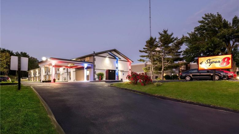 <b>Super 8 Lewiston/Auburn Area Exterior</b>. Images powered by <a href="https://iceportal.shijigroup.com/" title="IcePortal" target="_blank">IcePortal</a>.