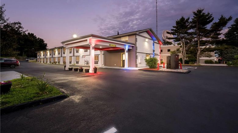 <b>Super 8 Lewiston/Auburn Area Exterior</b>. Images powered by <a href="https://iceportal.shijigroup.com/" title="IcePortal" target="_blank">IcePortal</a>.