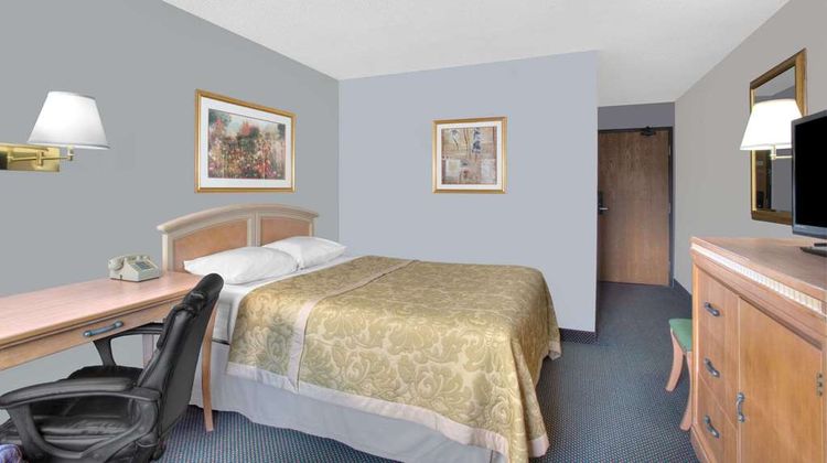Super 8 Augusta Room