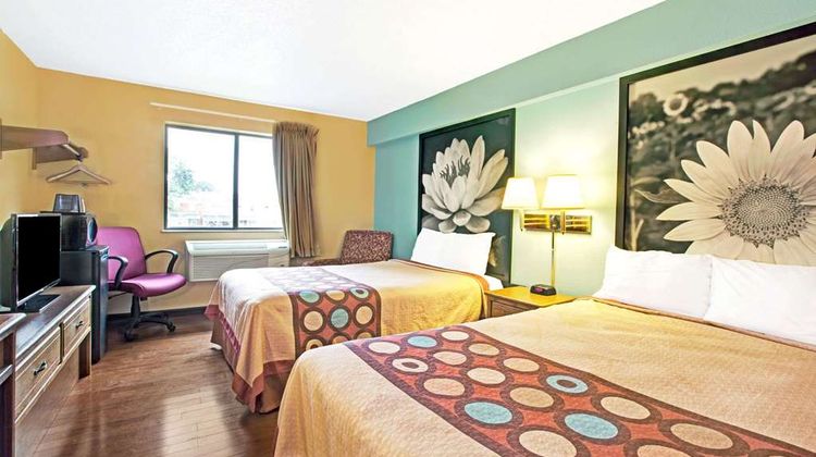 Super 8 Baltimore/Essex Area Room