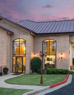 Super 8 Branson/Andy Williams Theatre