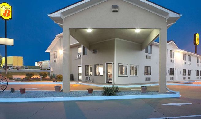 Super 8 Boonville Exterior