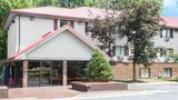 Super 8 Waldorf Exterior